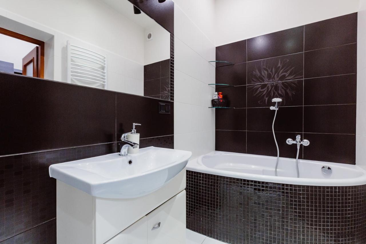 Kings - Old Town Apartment